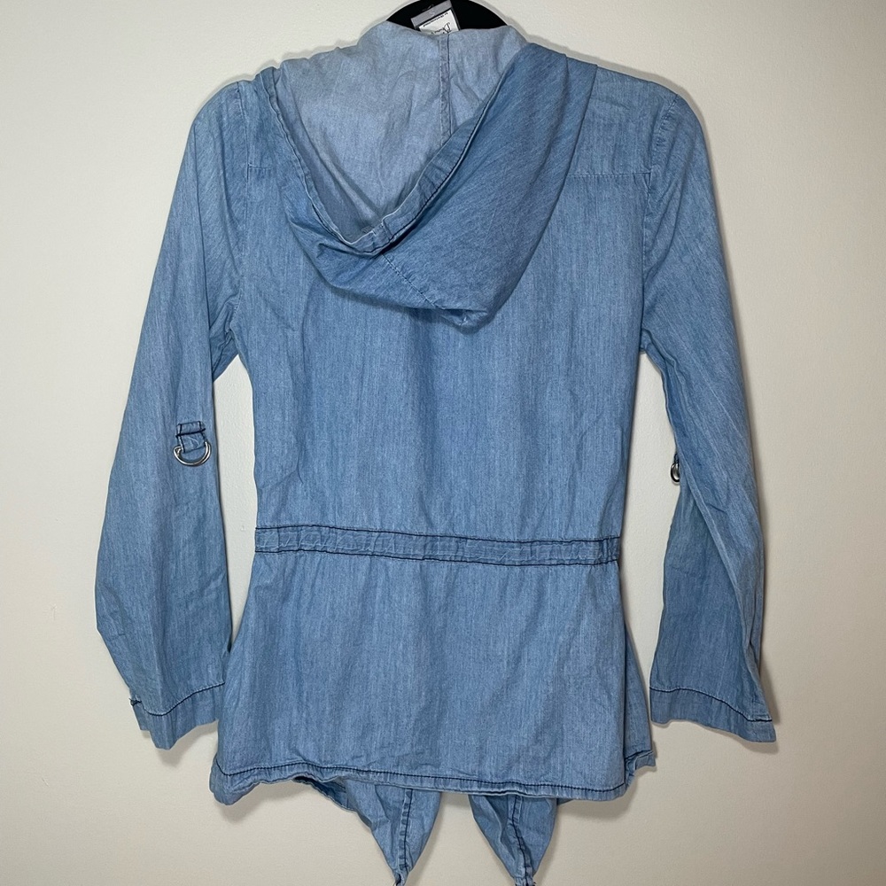 Jacket - Picture 4 of 4